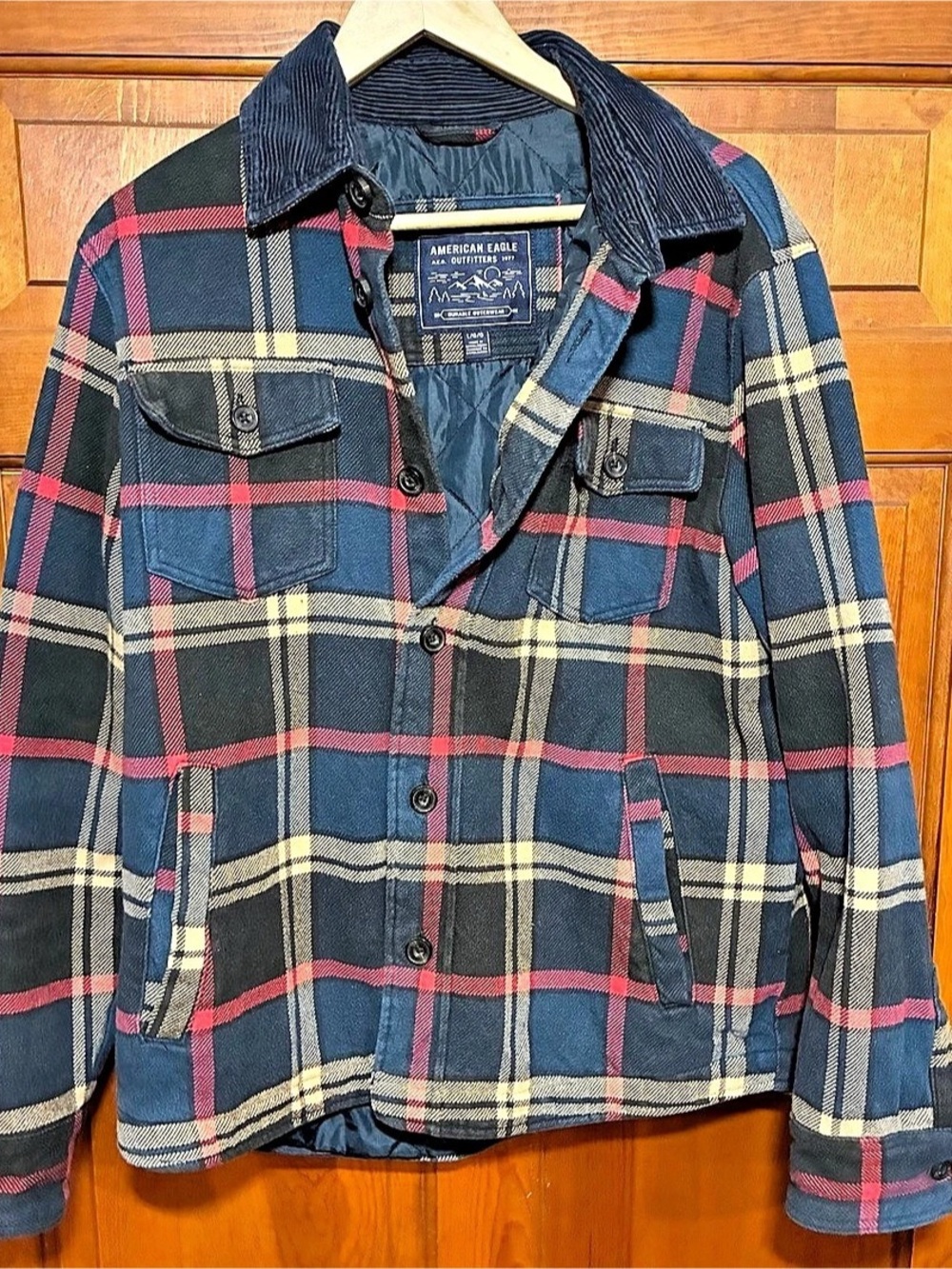 American Eagle Plaid Shirt Jacket in Blue & Red Size Medium